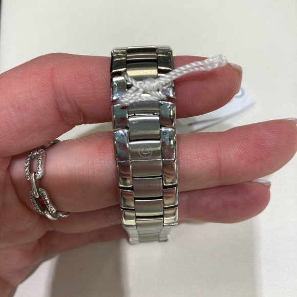 BRAND NEW Movado Serio watch - Picture 3 of 4